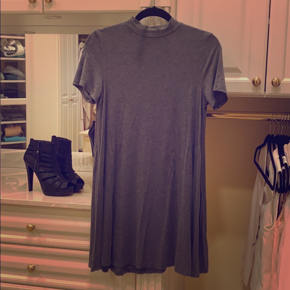 Lulu’s Grey Mini Mock Neck Dress